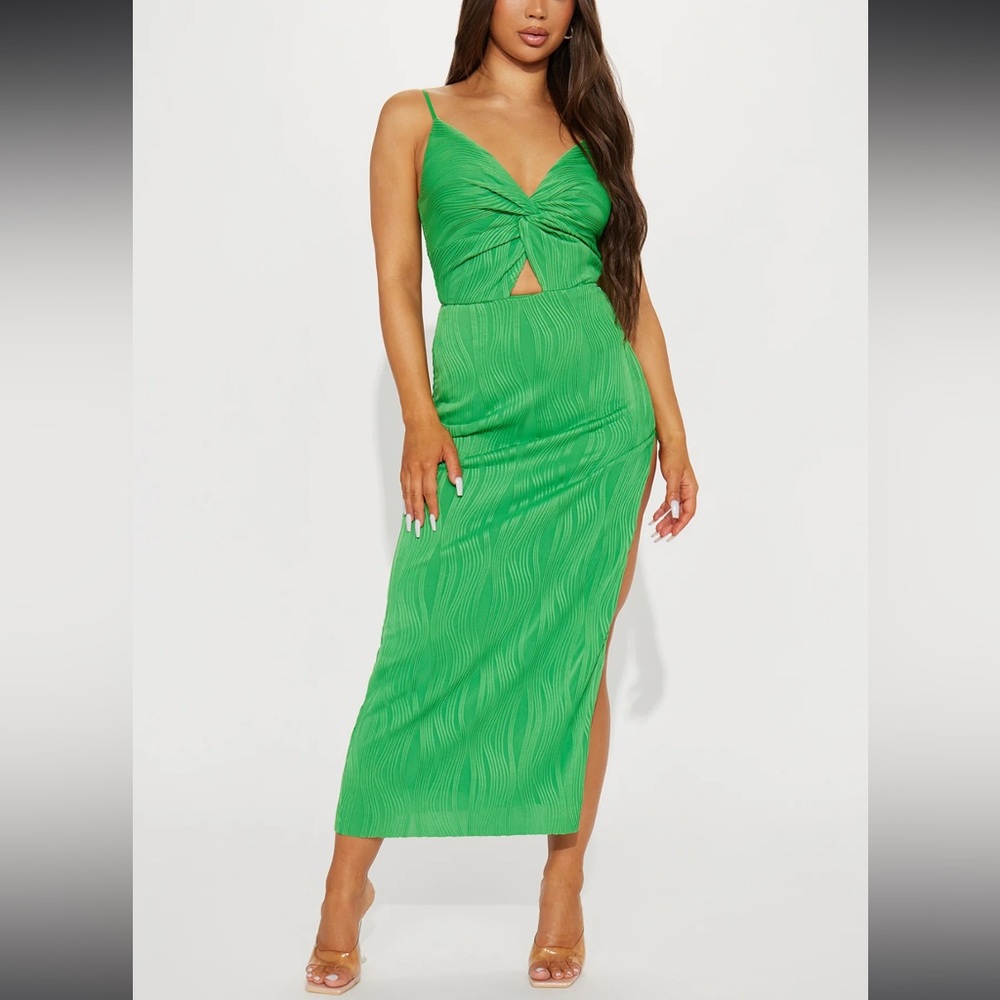 FASHION NOVA Gia Textured Maxi Dress large